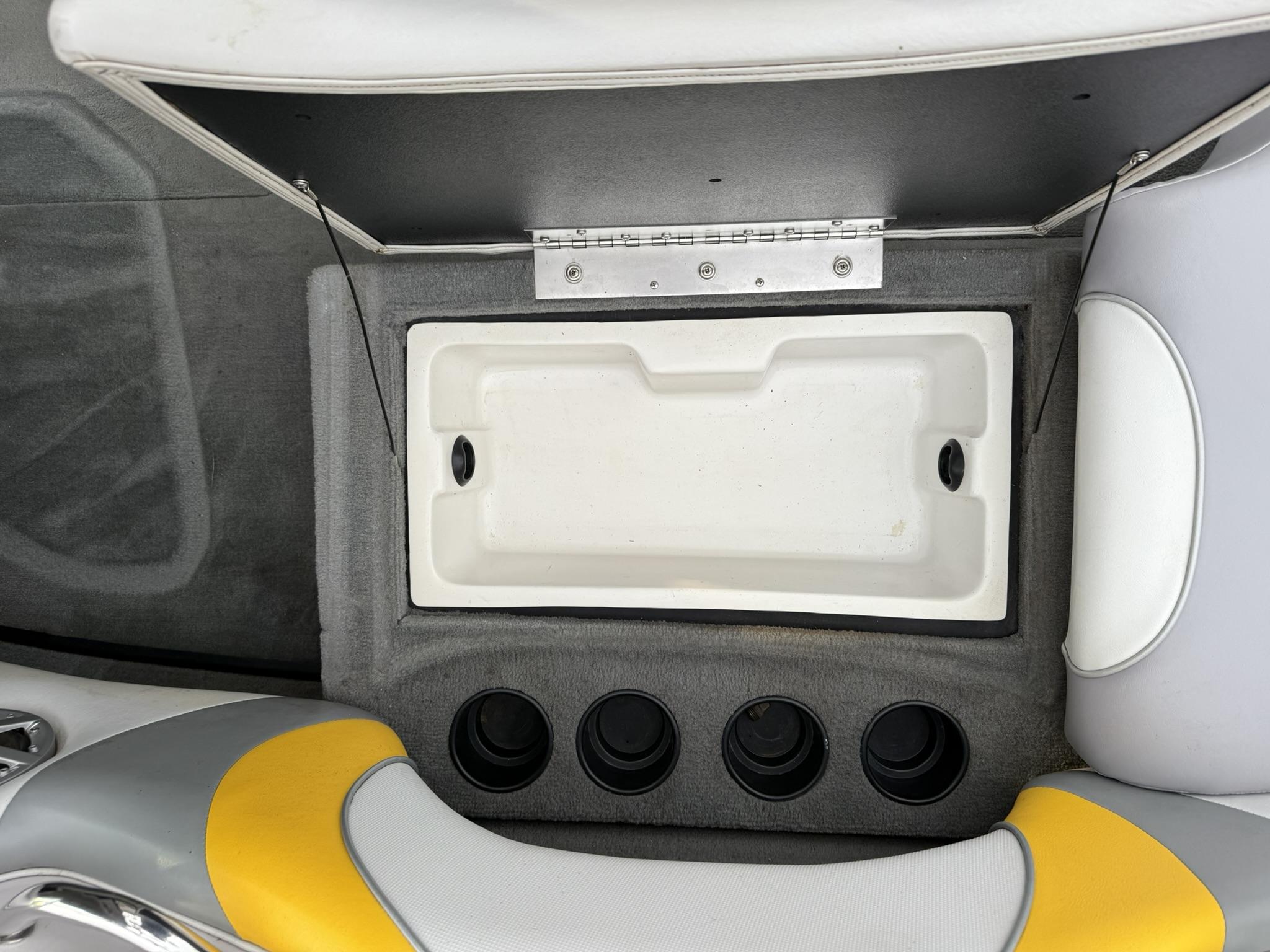 2005 Super Air Nautique 210