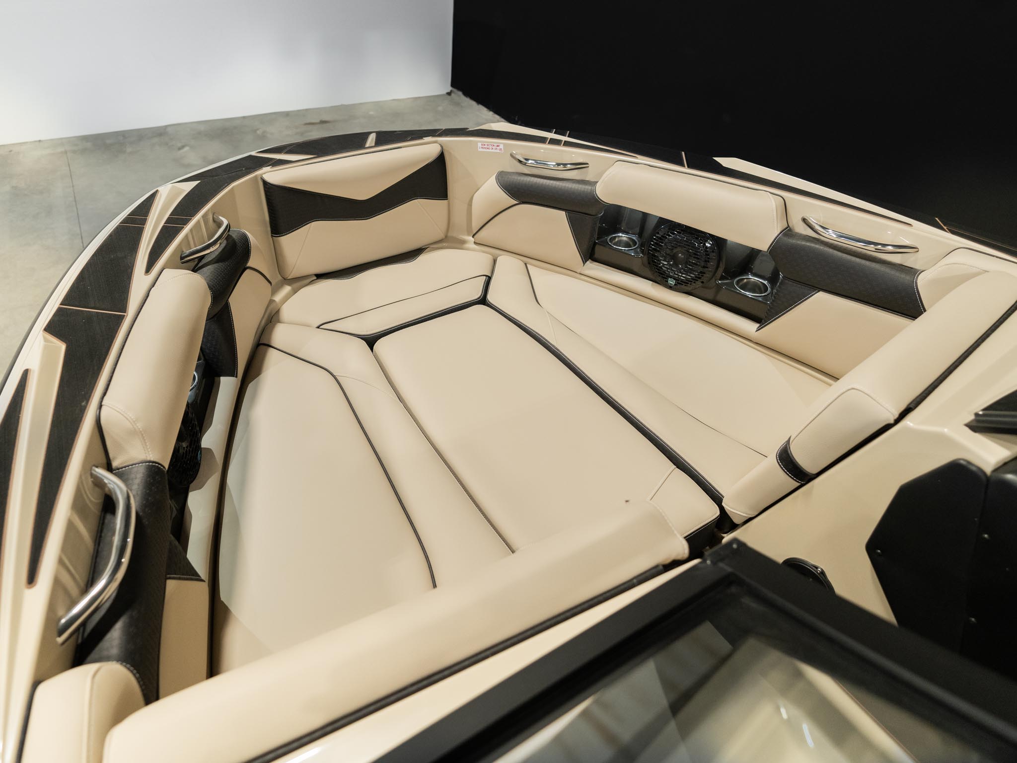 2025 Supreme S240 – Tan
