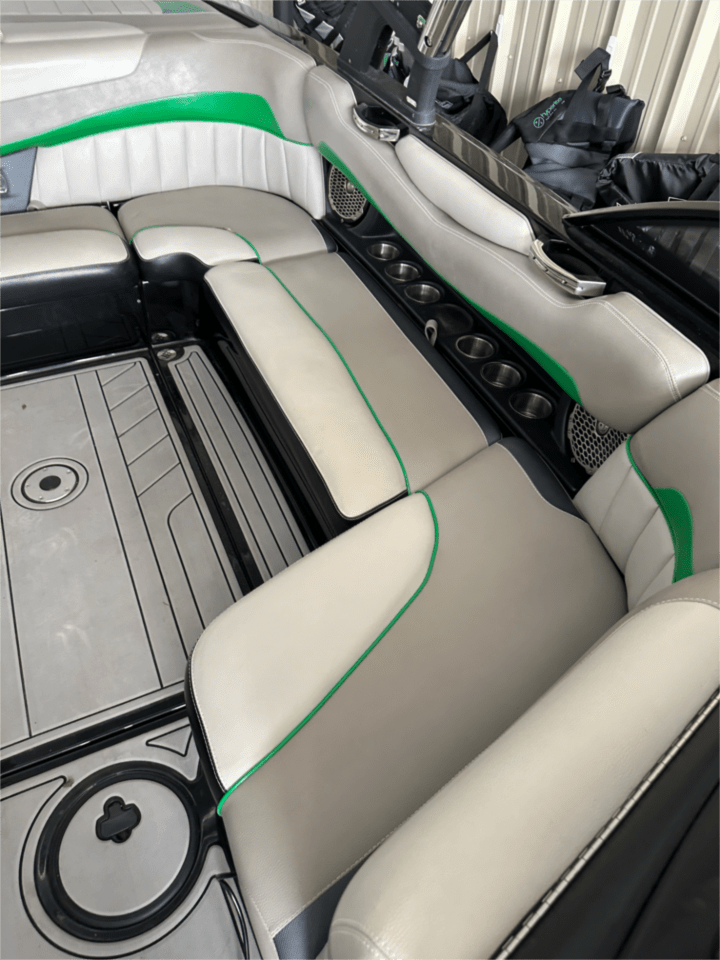 2013 Malibu Wakesetter 22 MXZ