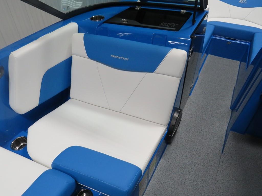 NEW 2023 Mastercraft NXT21