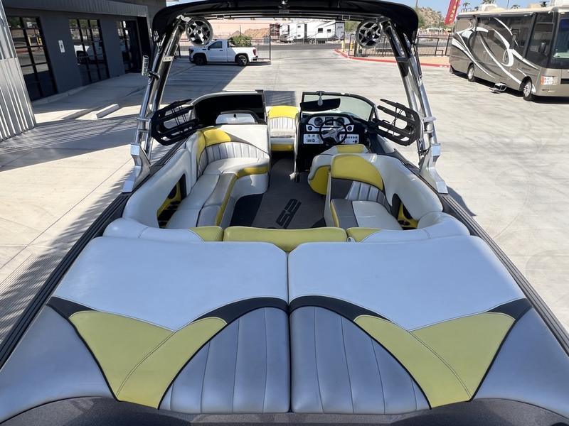 2015 MB Sports B52 23