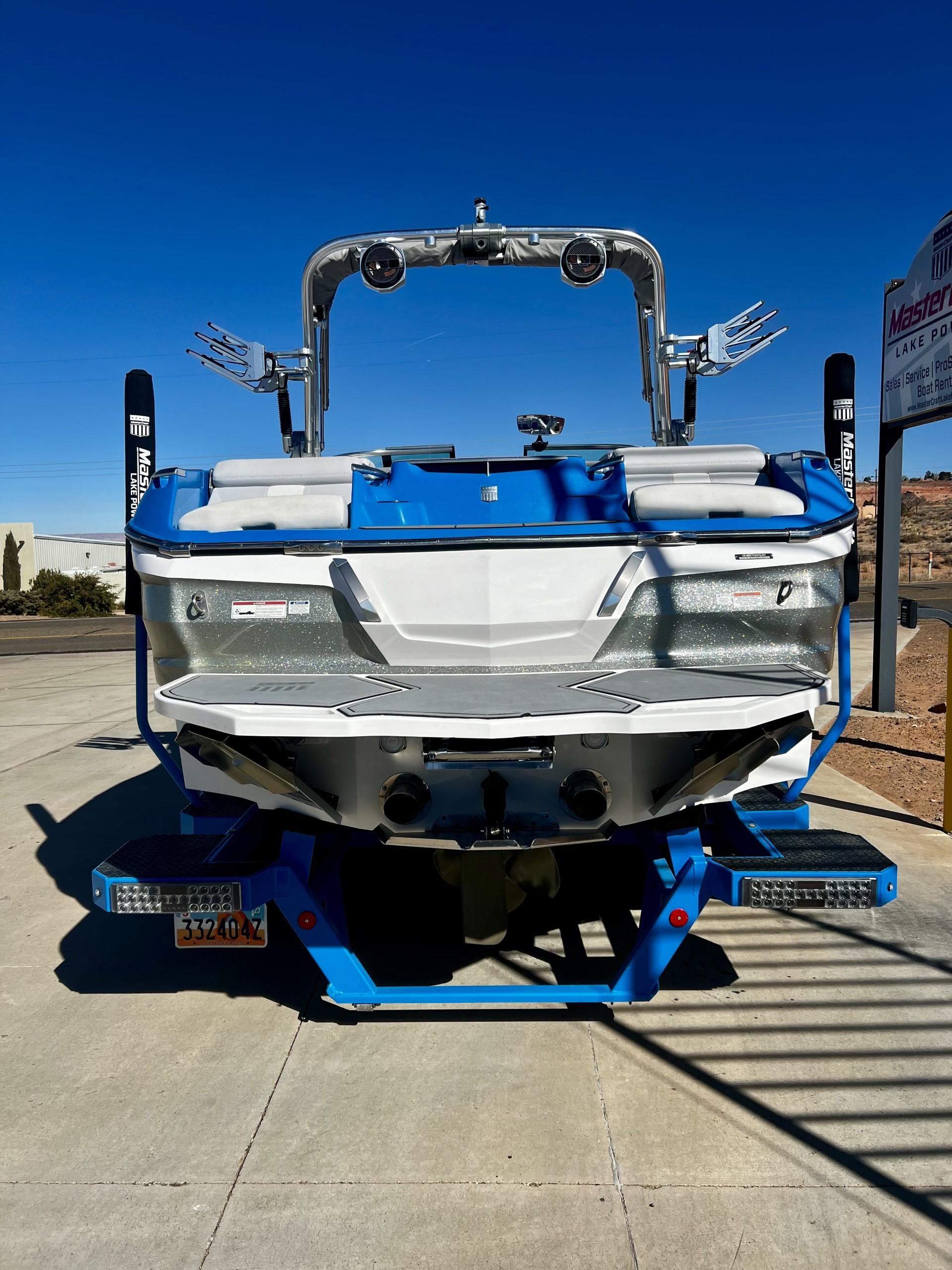 2021 MasterCraft X24