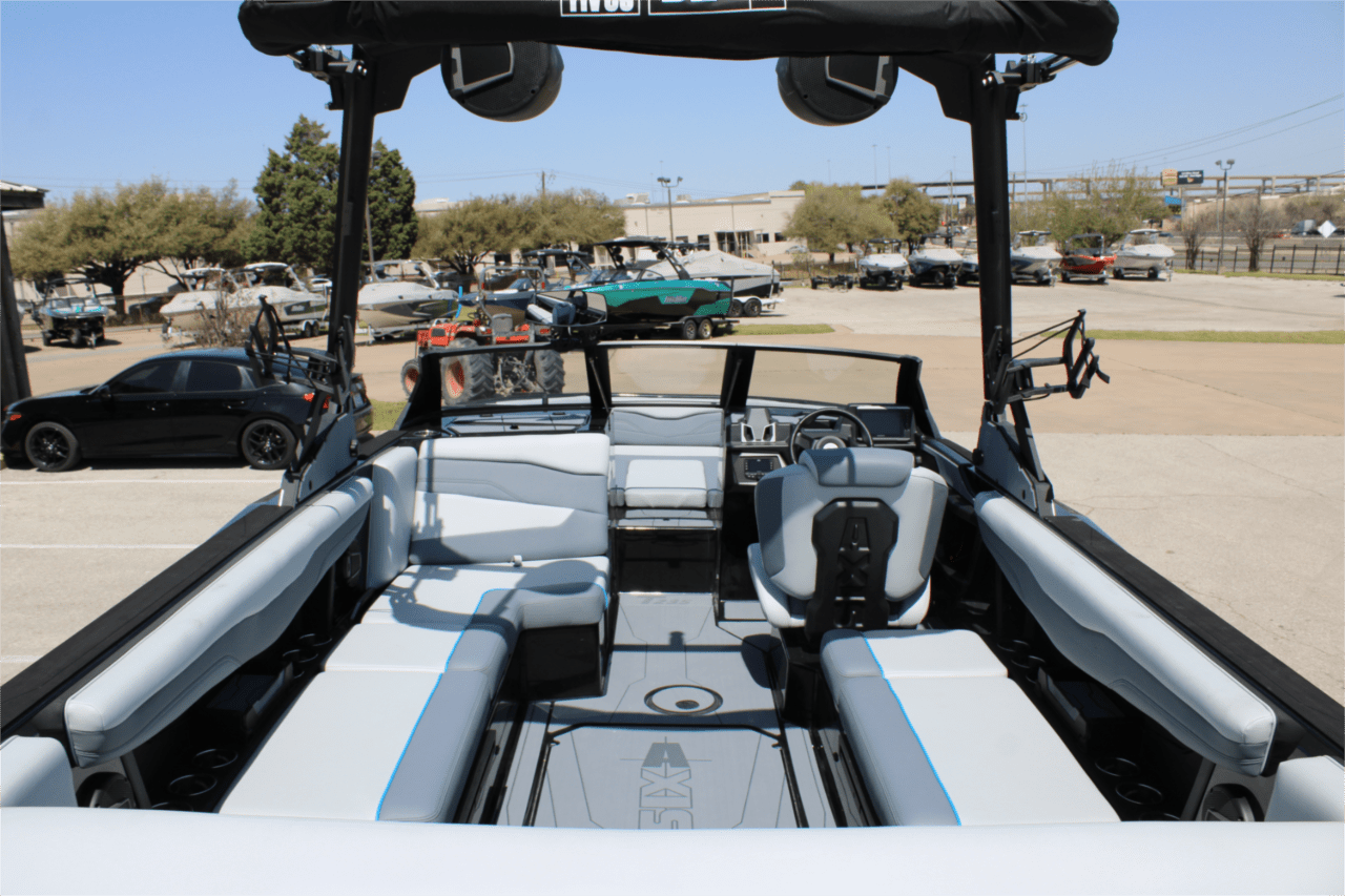 2025 Axis T235