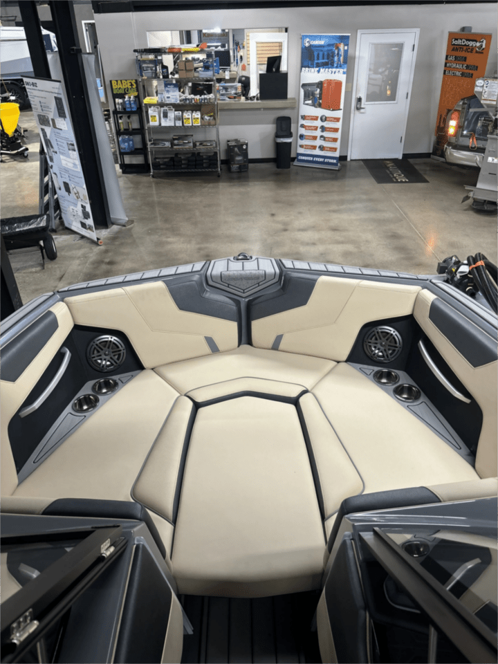 2025 Super Air Nautique GS22