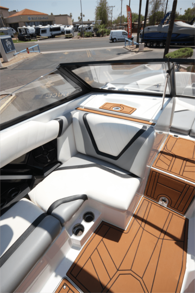 2020 Tige RZX3 -Wakeboard &amp; wakesurf