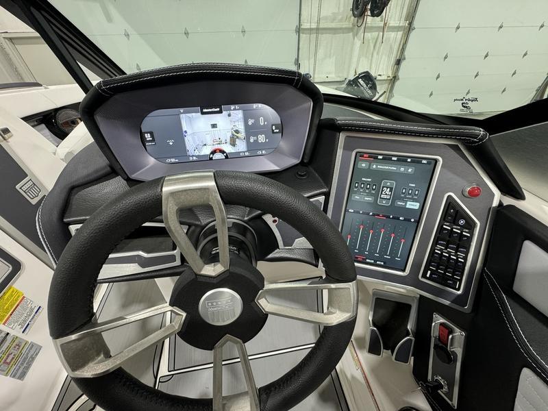 2024 MasterCraft X24