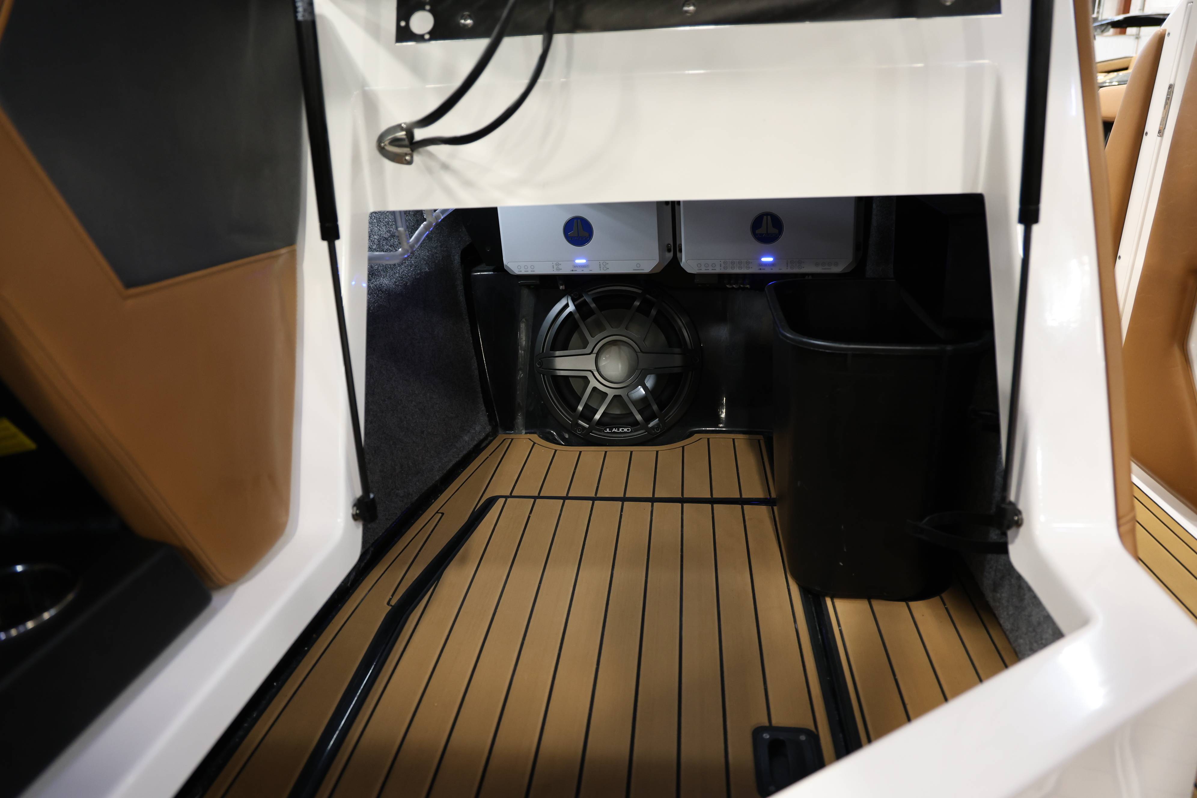 2022 Nautique G23