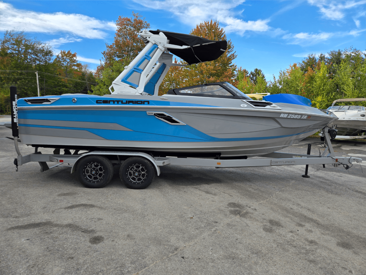 2023 Ri230 w/ trailer 75 hours over 3 years remaining on transferable warranty