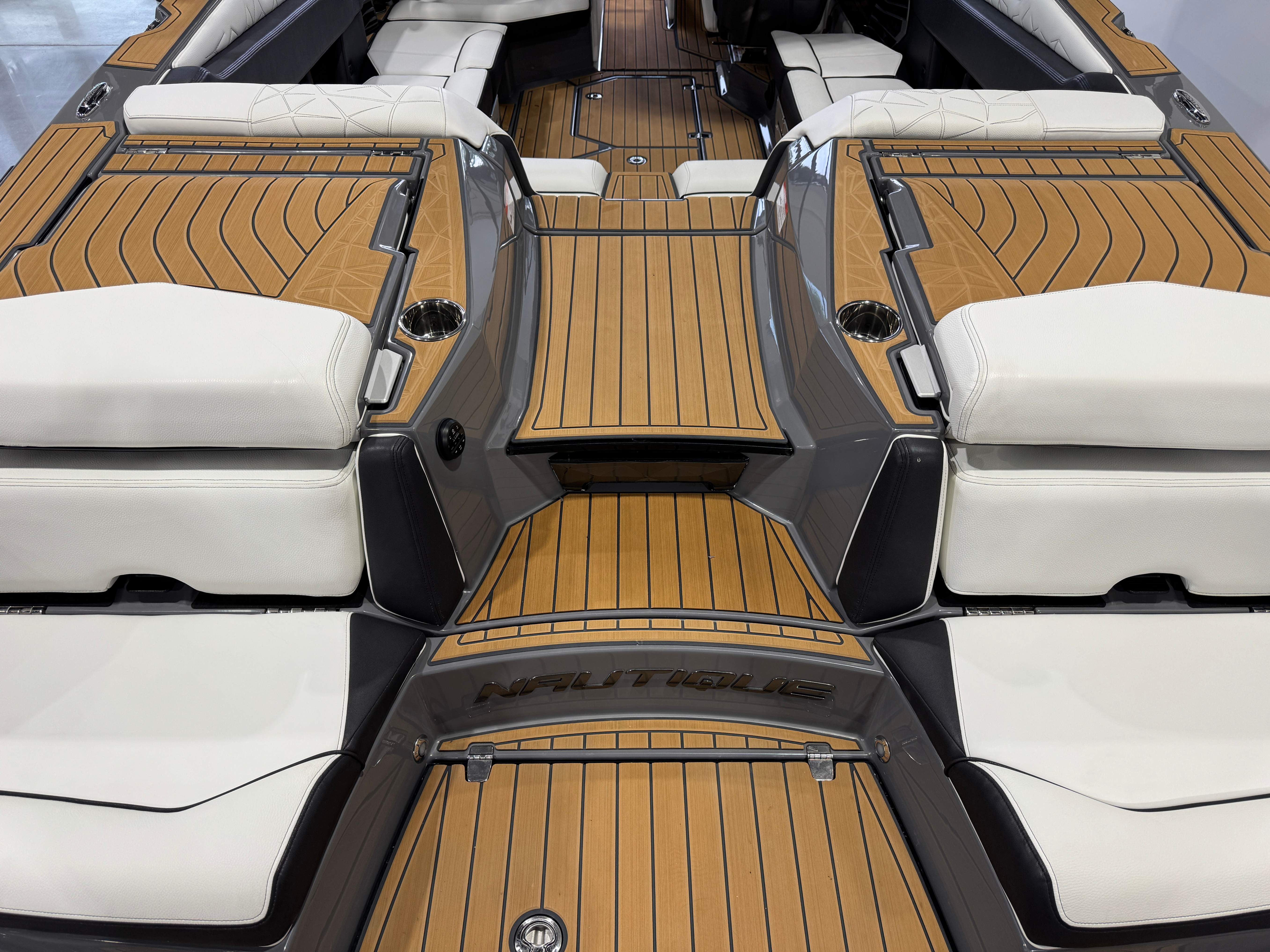 2023 Nautique Super Air Nautique G23 Paragon