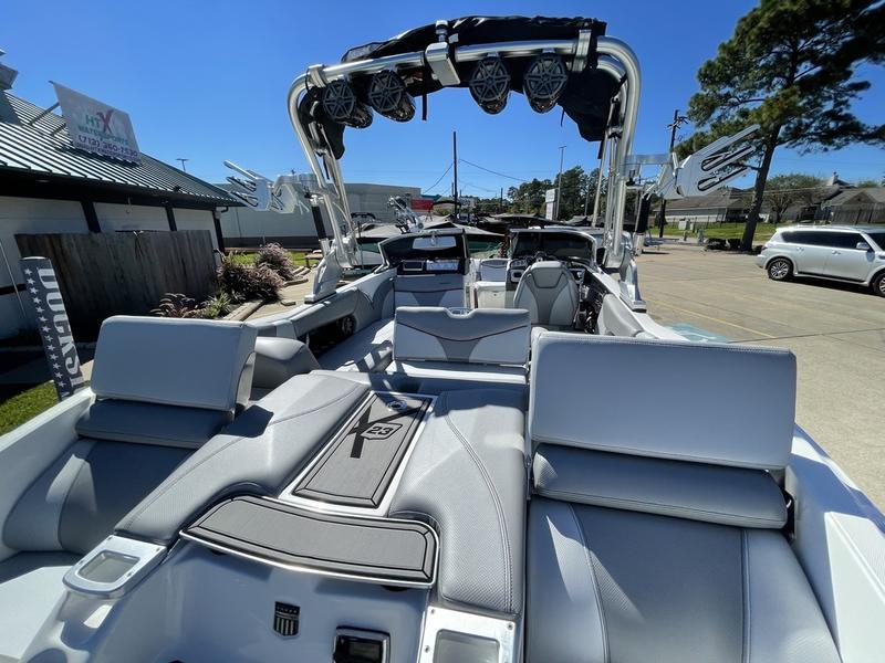 2016 MasterCraft X23
