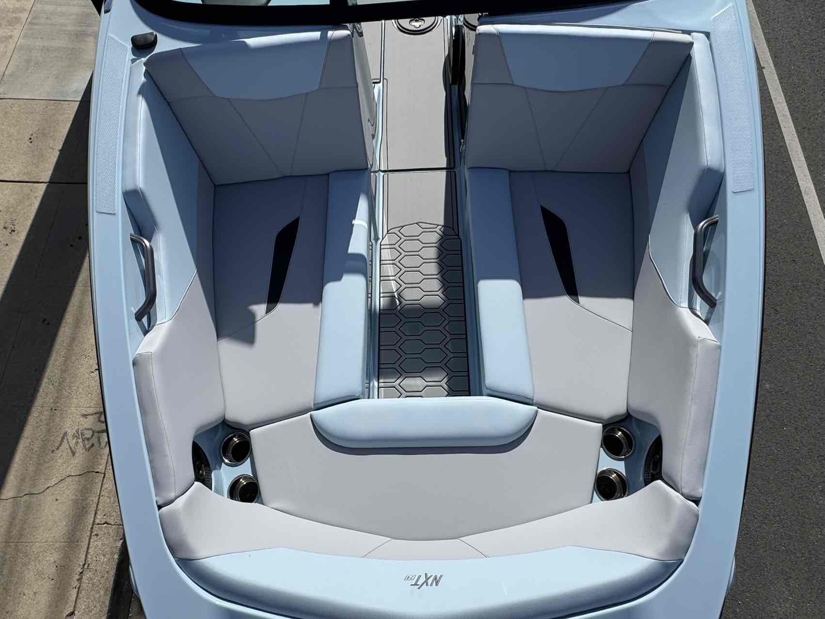 2025 MasterCraft NXT24