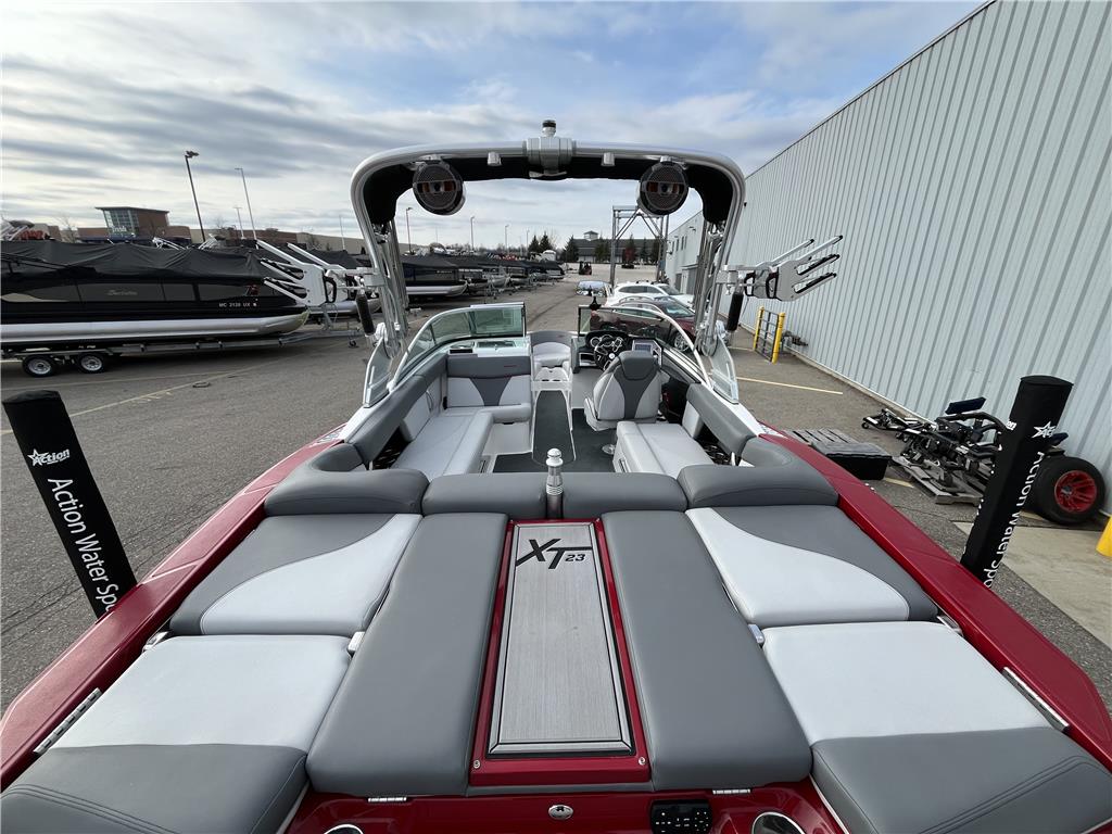 2020 MasterCraft XT23