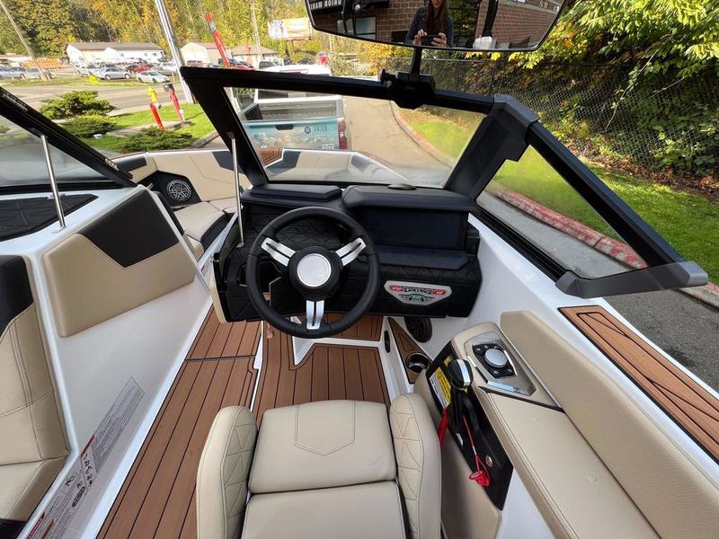 New 2024 Nautique GS20