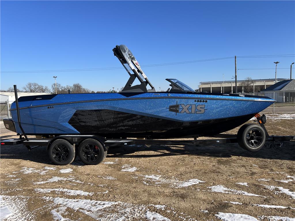 NEW 2024 AXIS A245 wake boat with M6DI motor &amp; TRL