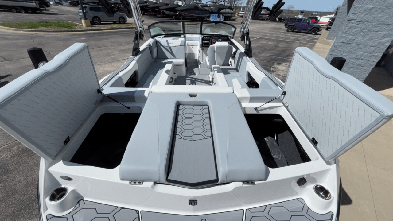 2025 MasterCraft NXT24