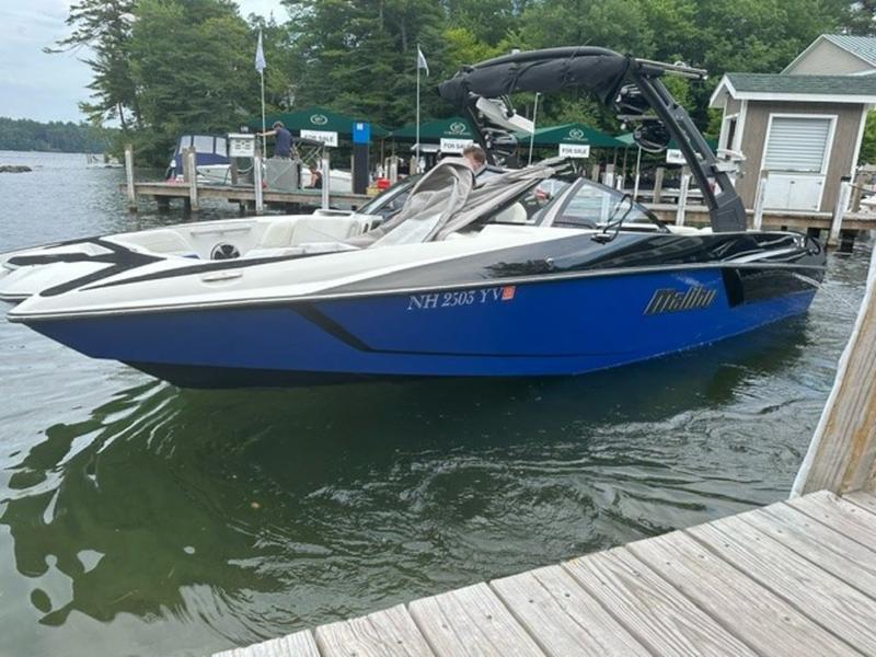 2017 Malibu Wakesetter 24 MXZ