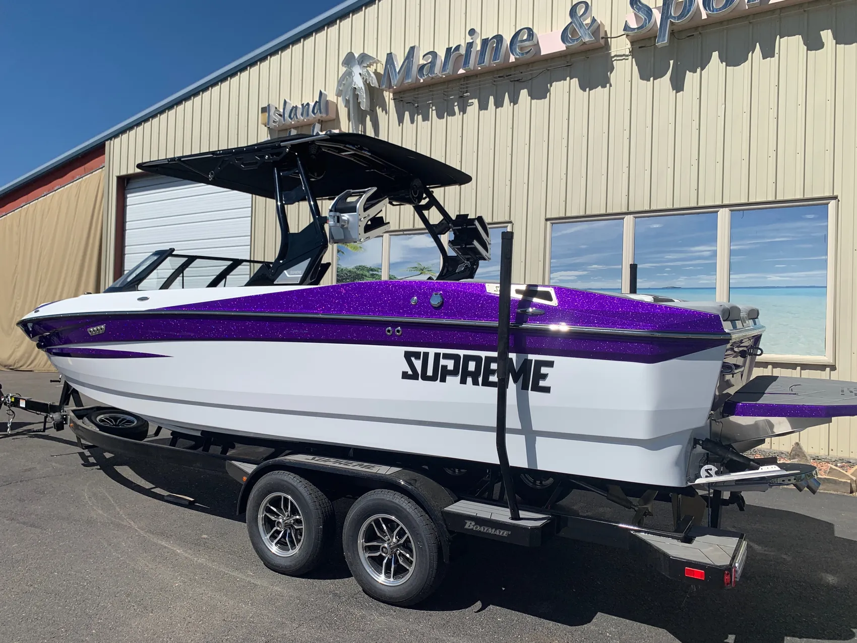boat.Title