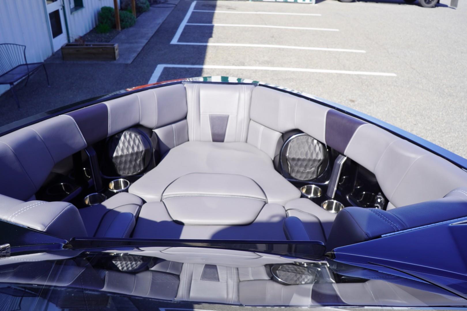 2022 Malibu Boats 23 LSV 45 Hours!
