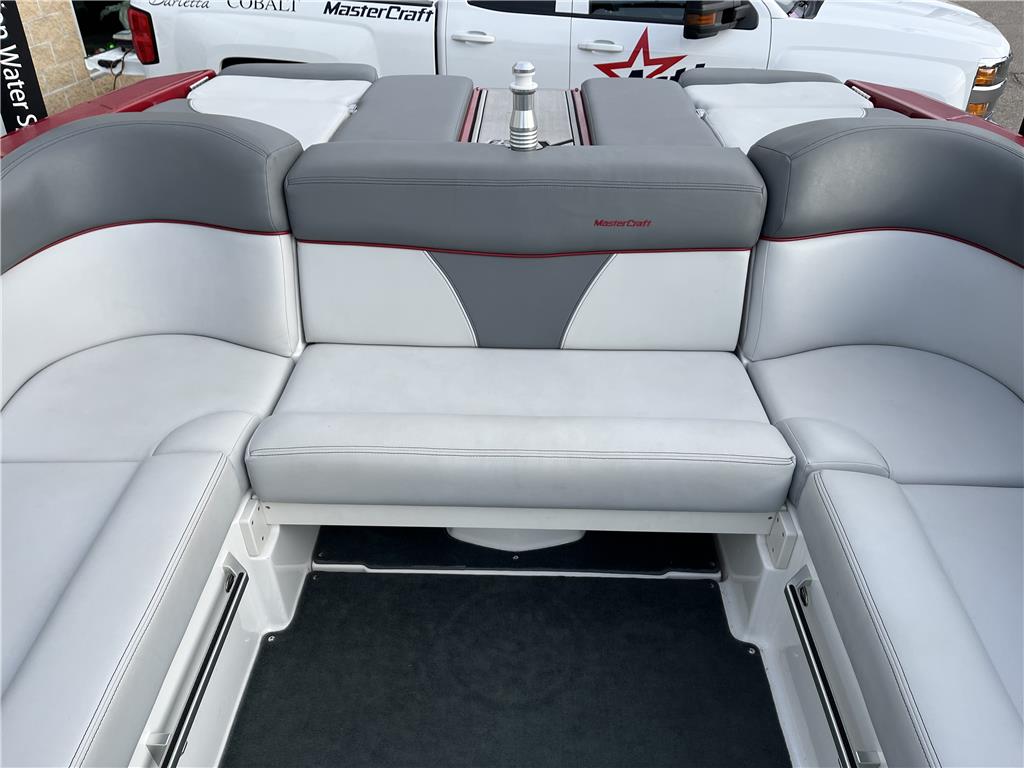 2020 MasterCraft XT23
