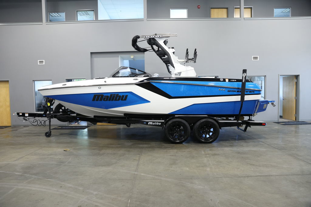 boat.Title
