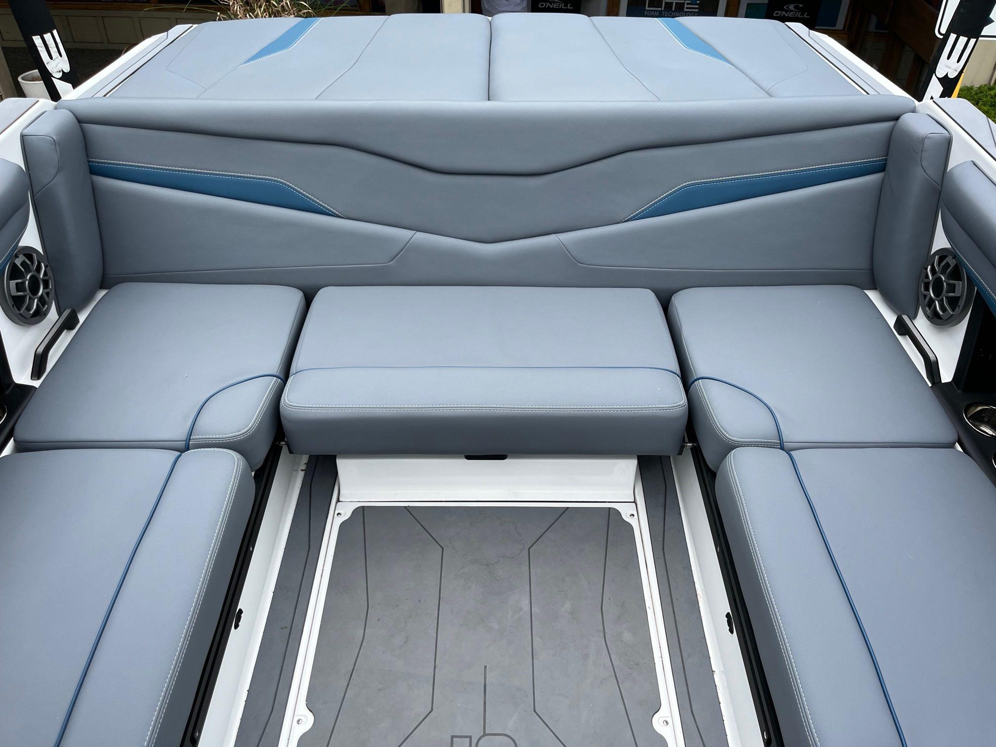 2023 Axis T220 **SUPER CLEAN**