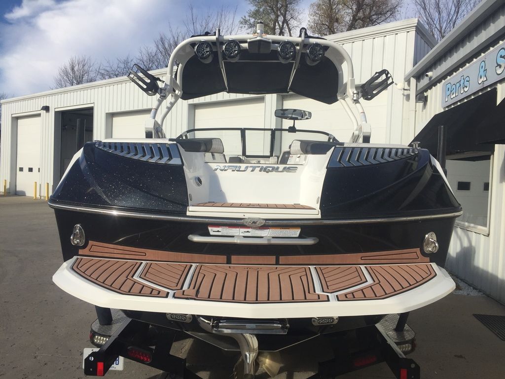 2016 Nautique Super Air Nautique G23