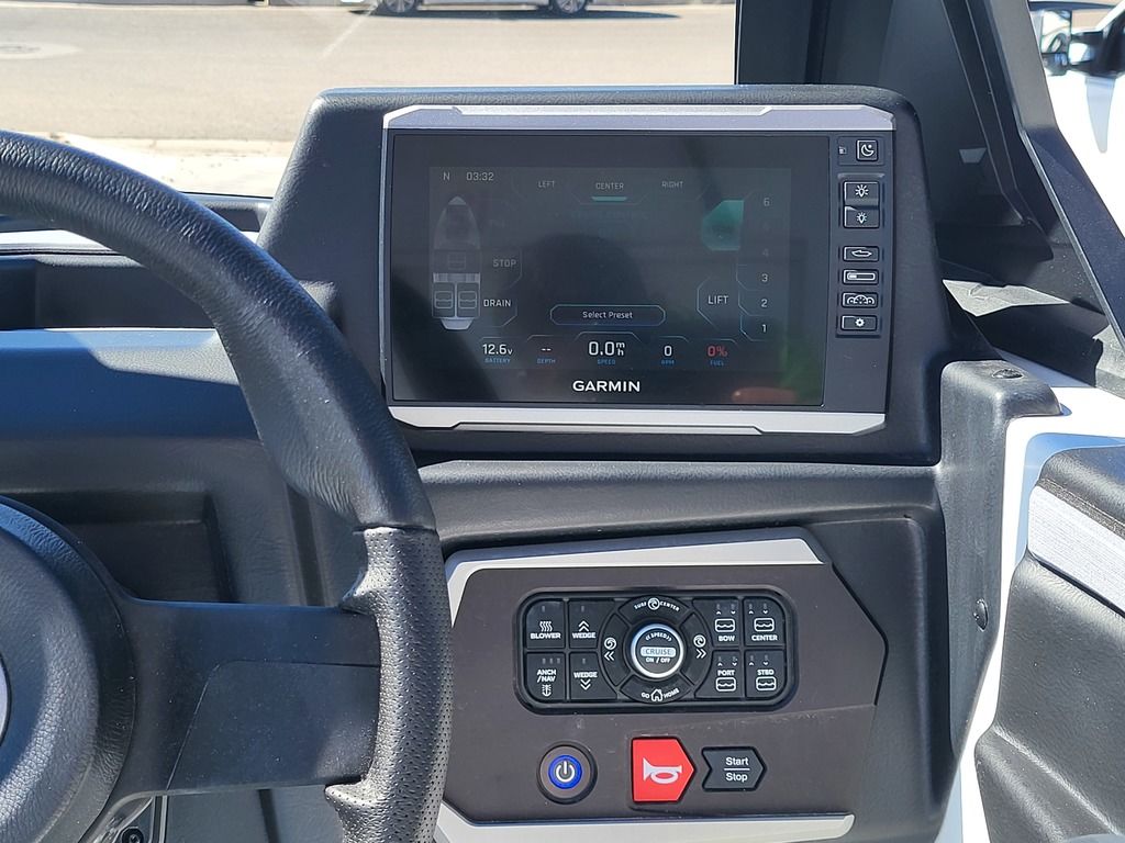 2025 Axis Wake Research T220 Icon