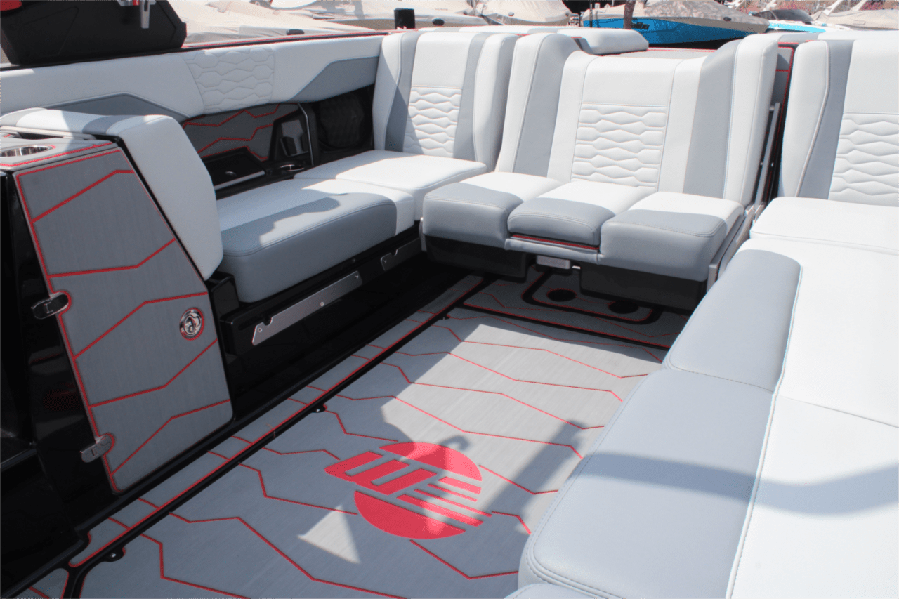 2025 Malibu 24 MXZ