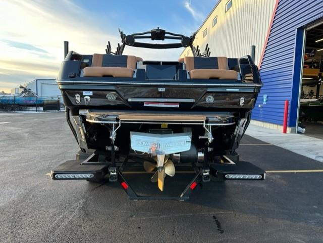2024 Malibu 26 LSV