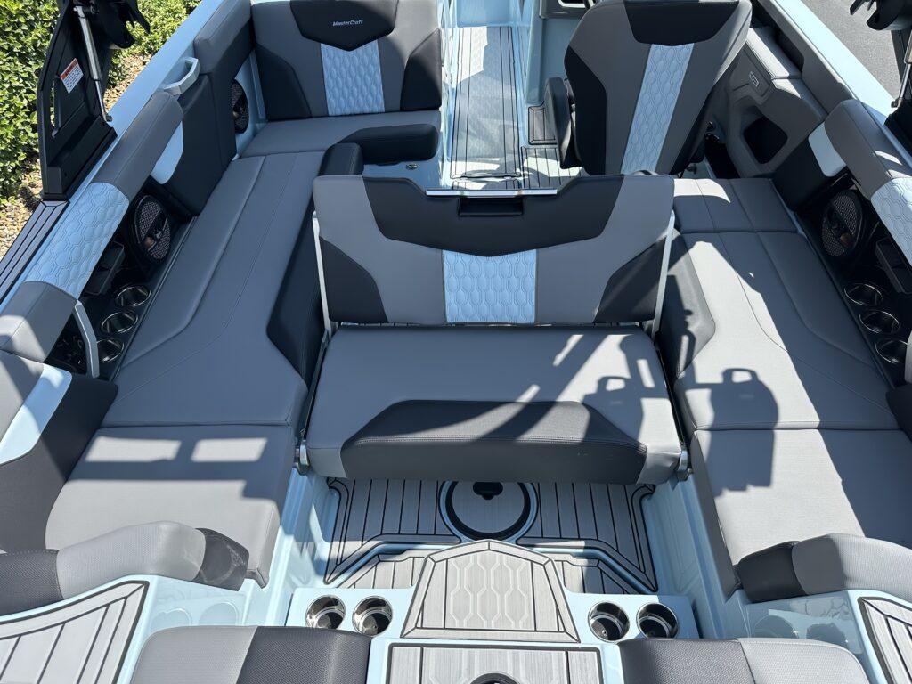 2025 MasterCraft XT23