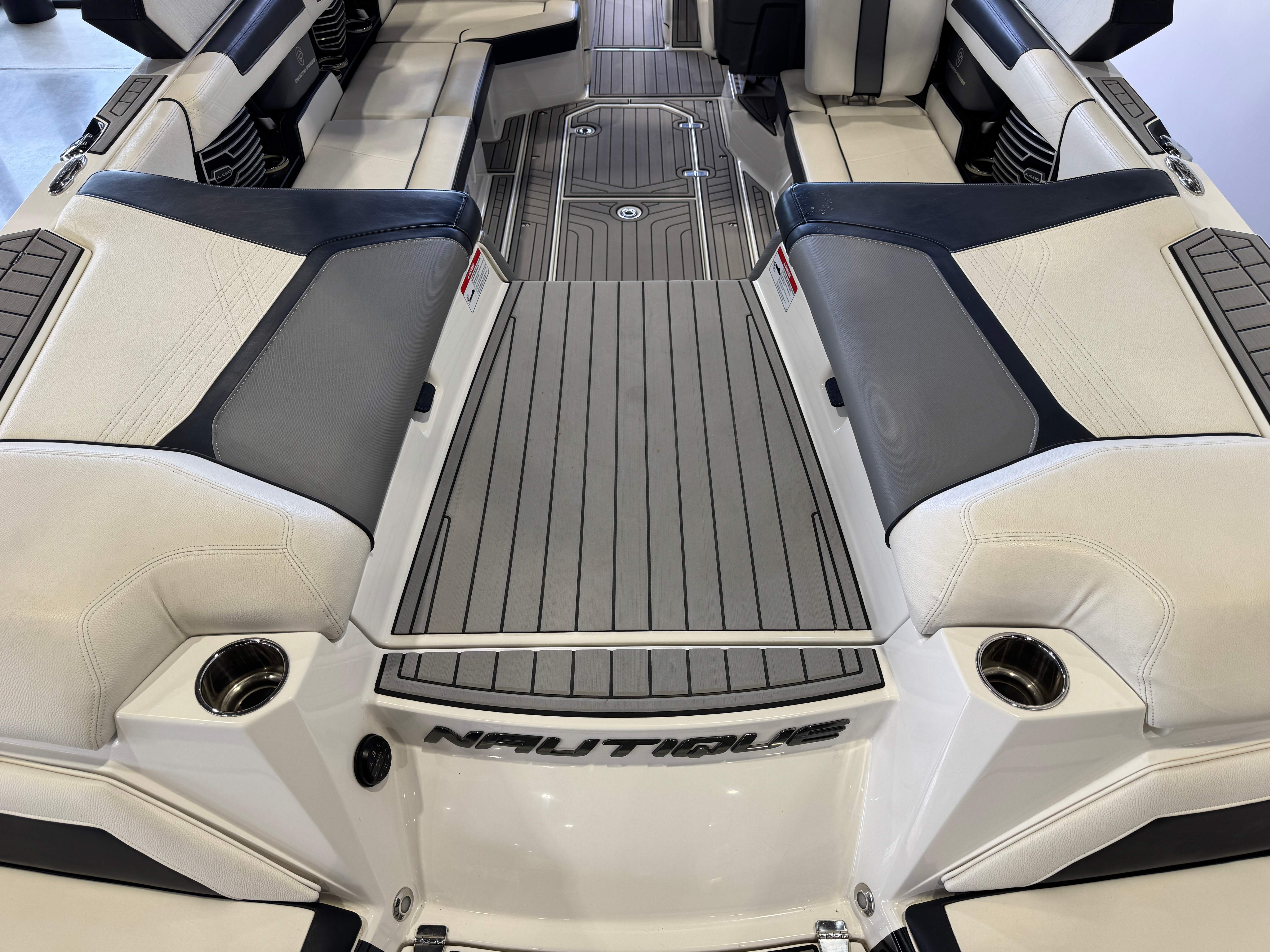 2020 Nautique Super Air Nautique G23