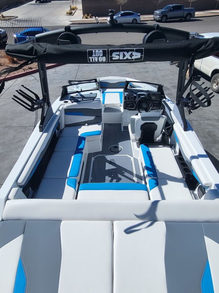 2025 Axis Wake Research T220 Icon