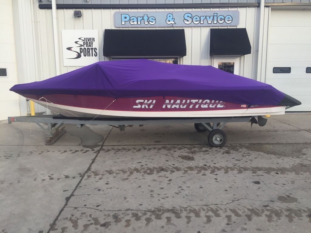 1993 Nautique Ski 196