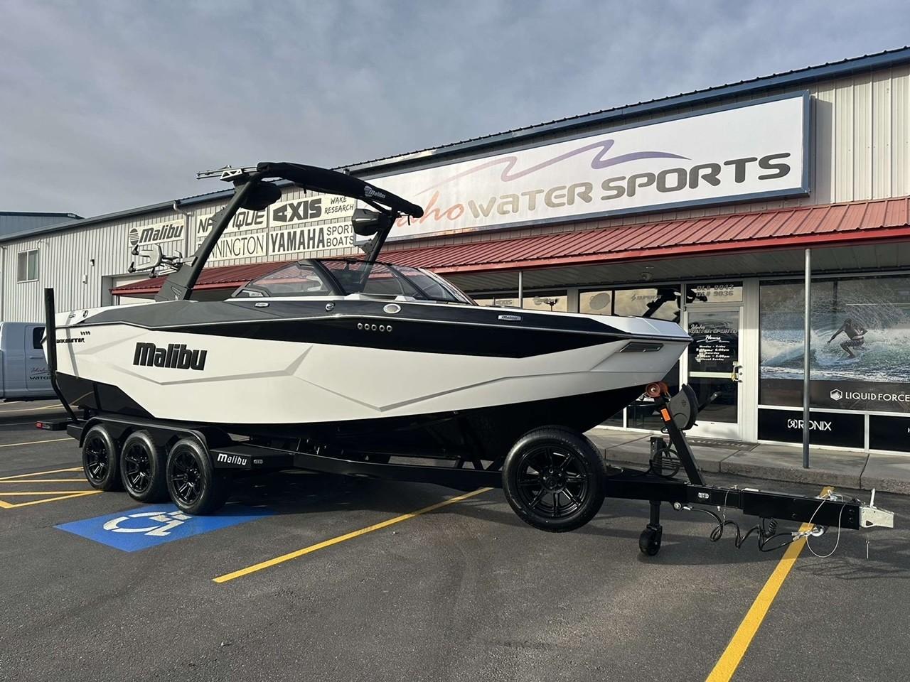boat.Title