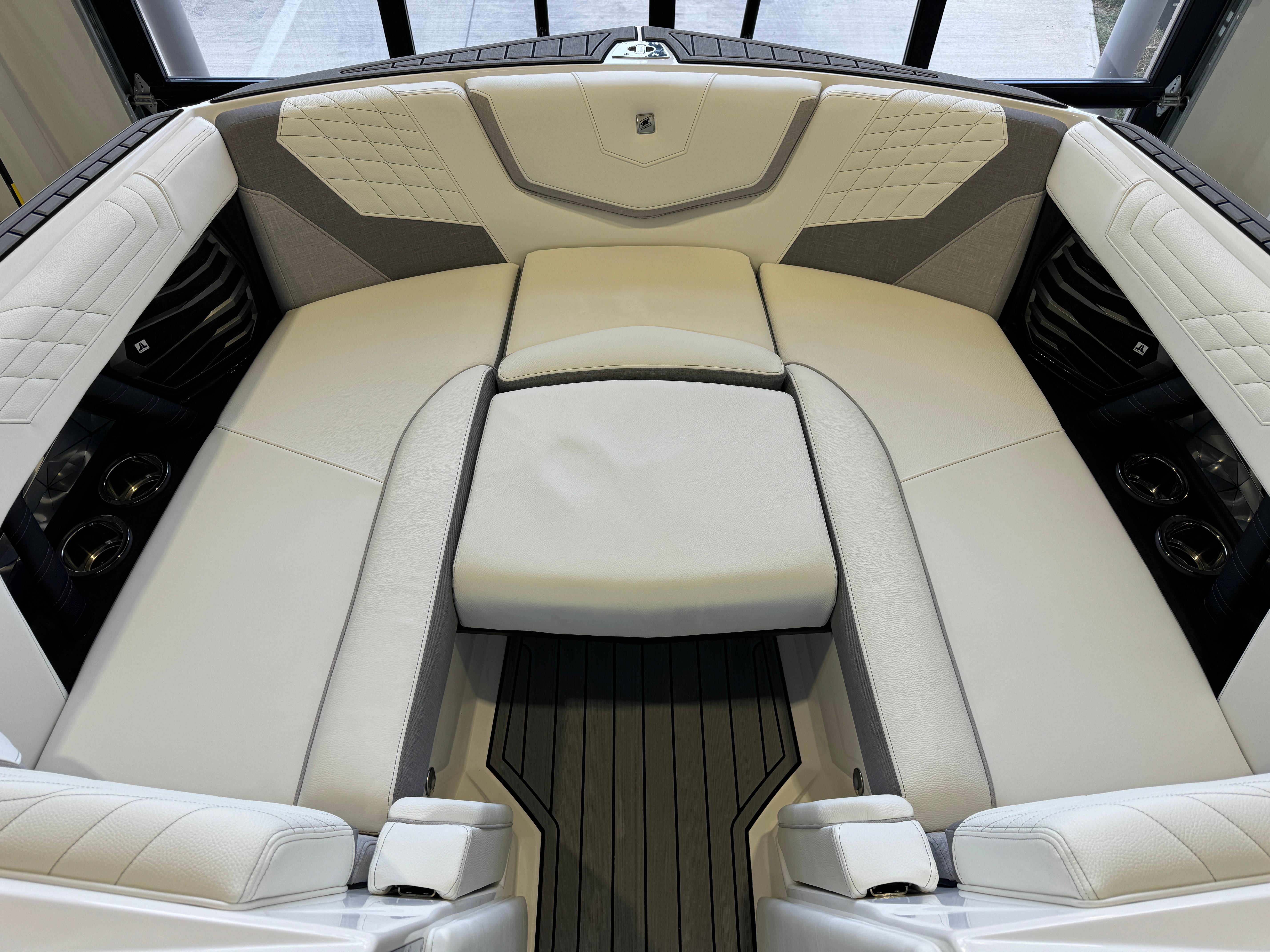 2023 Nautique Super Air Nautique G23