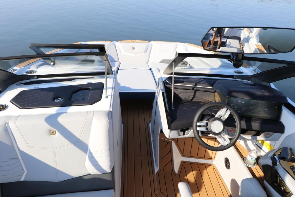 2025 Nautique G25