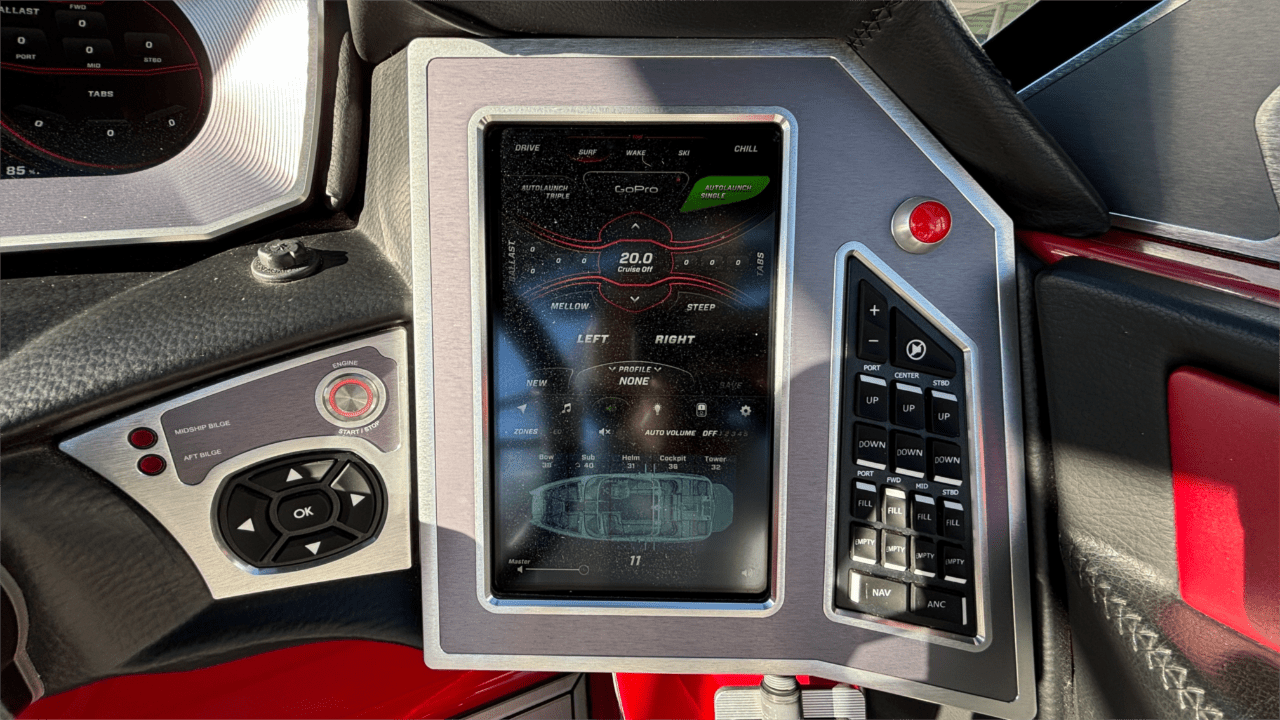 2019 MasterCraft X24