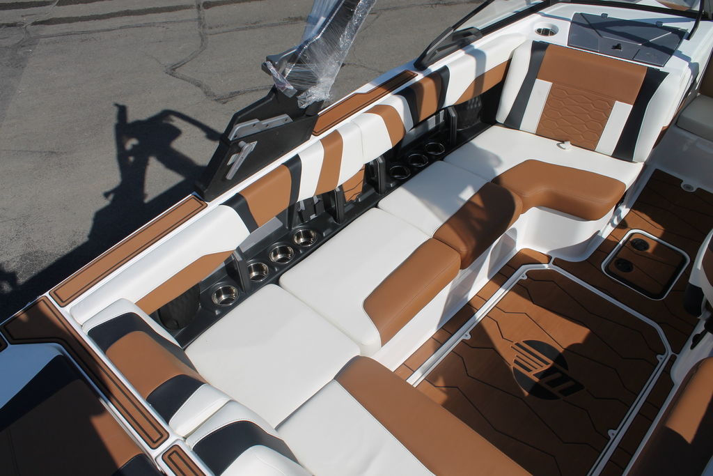 2025 malibu boats 22-MXZ