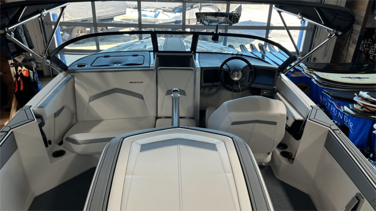 2025 Mastercraft ProStar