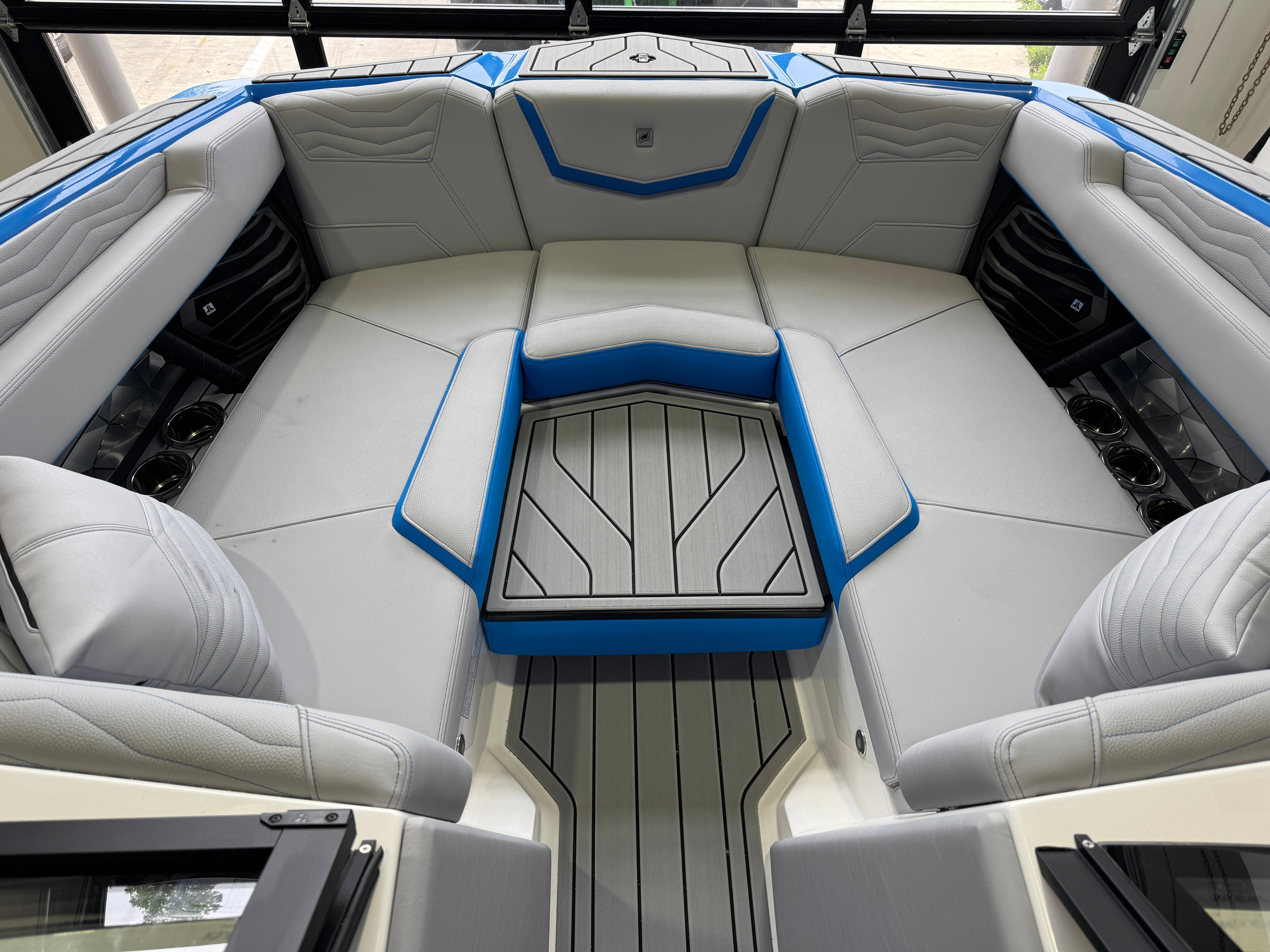 2025 Nautique Super Air Nautique G23