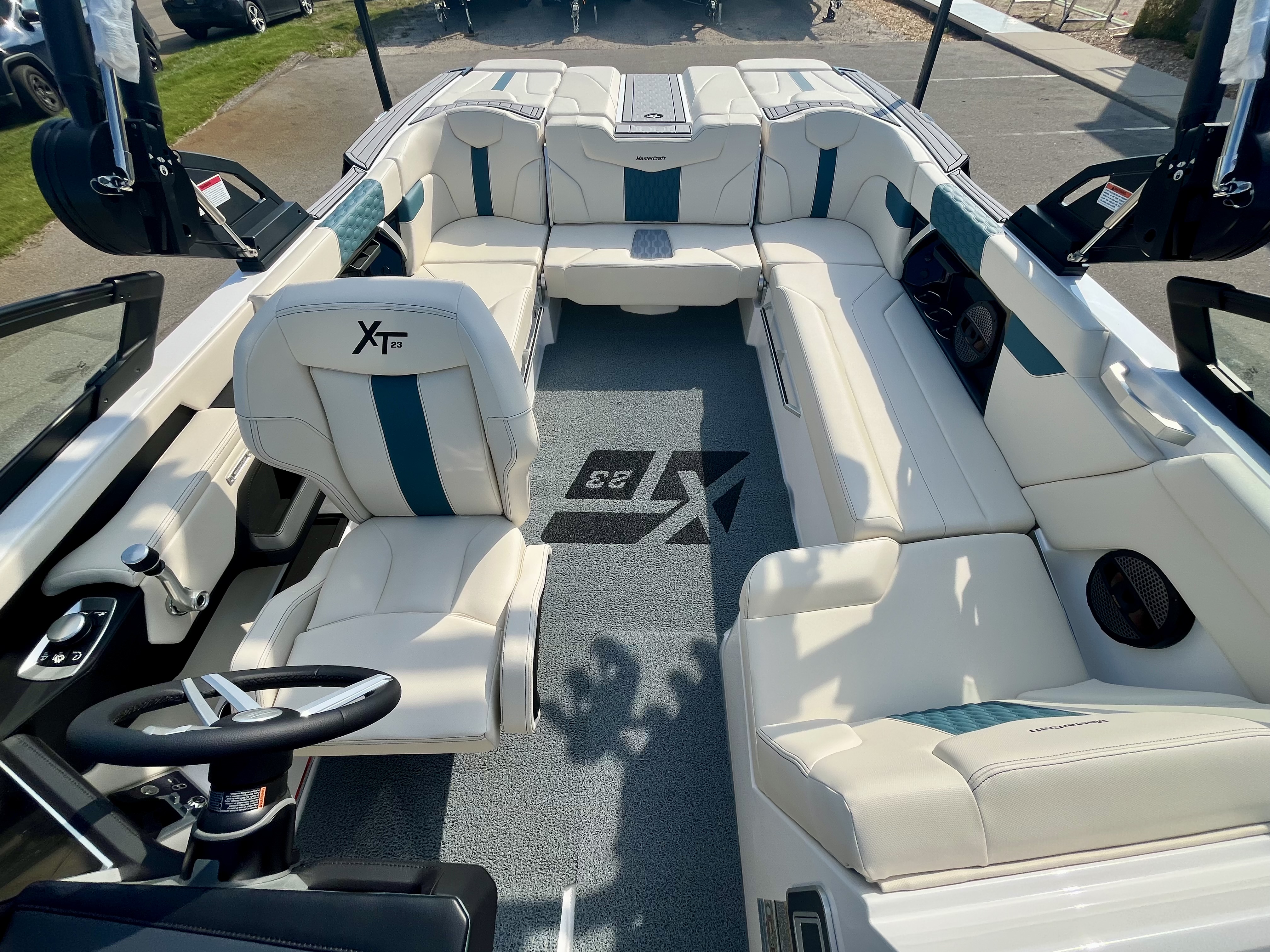 2025 MasterCraft XT23