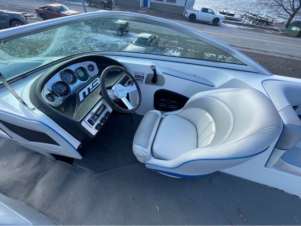 2013 MB Sports Sport Boat B52 21 WB