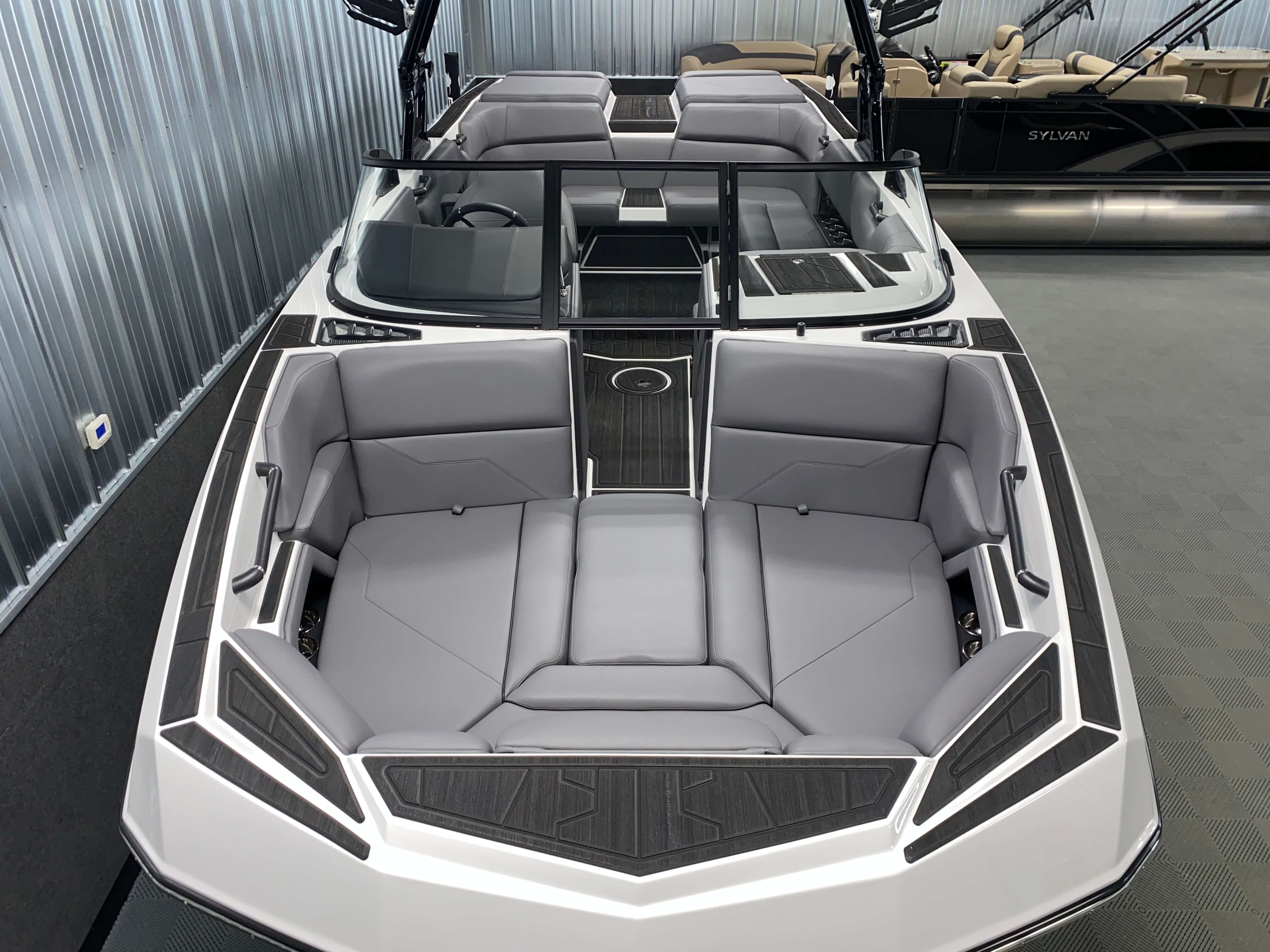 2025 Moomba Max