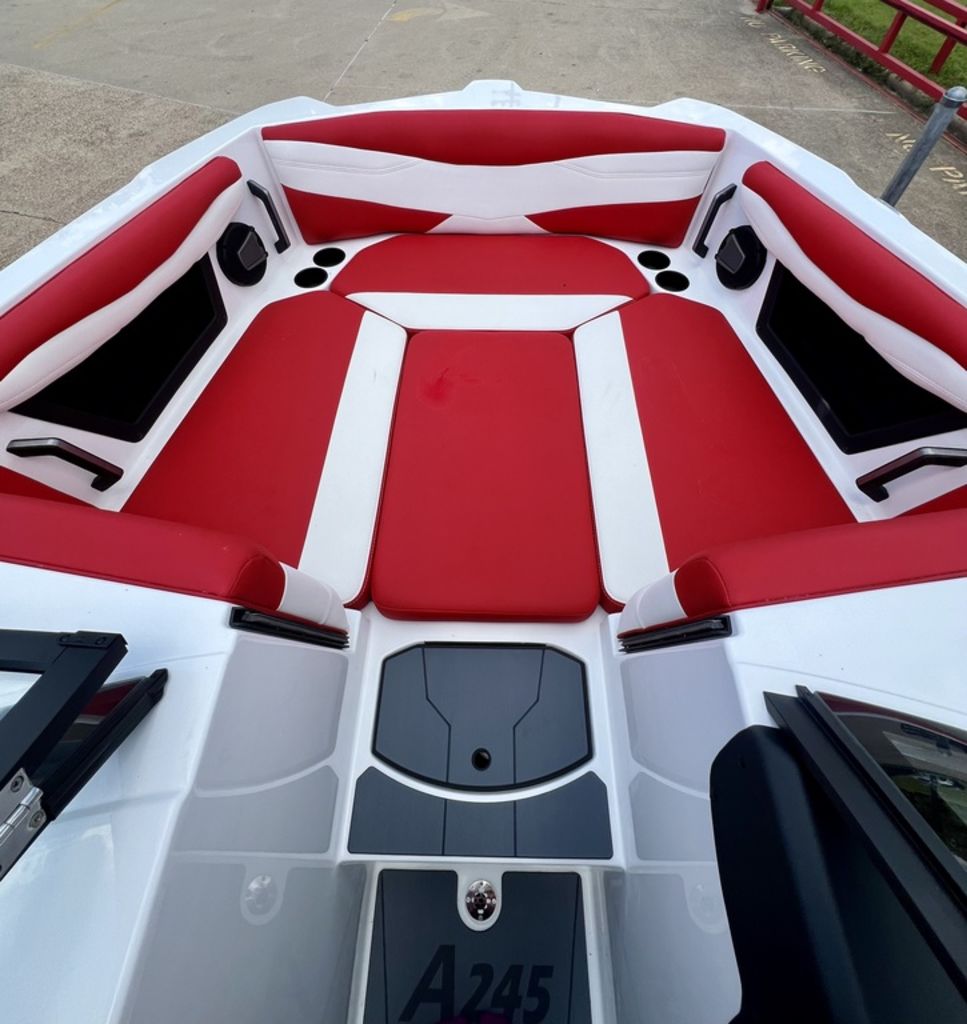 2024 Axis Wake Research A245