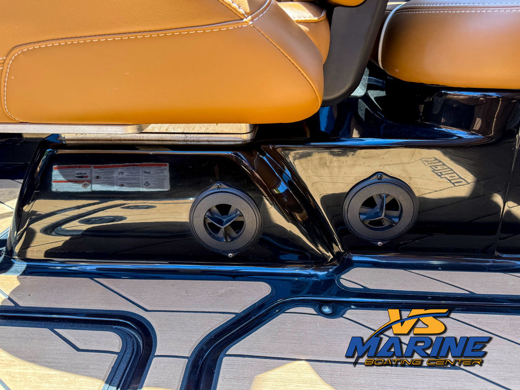 2019 Malibu Boats 22 LSV