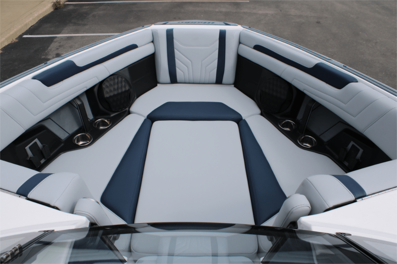 2025 Malibu 25 LSV