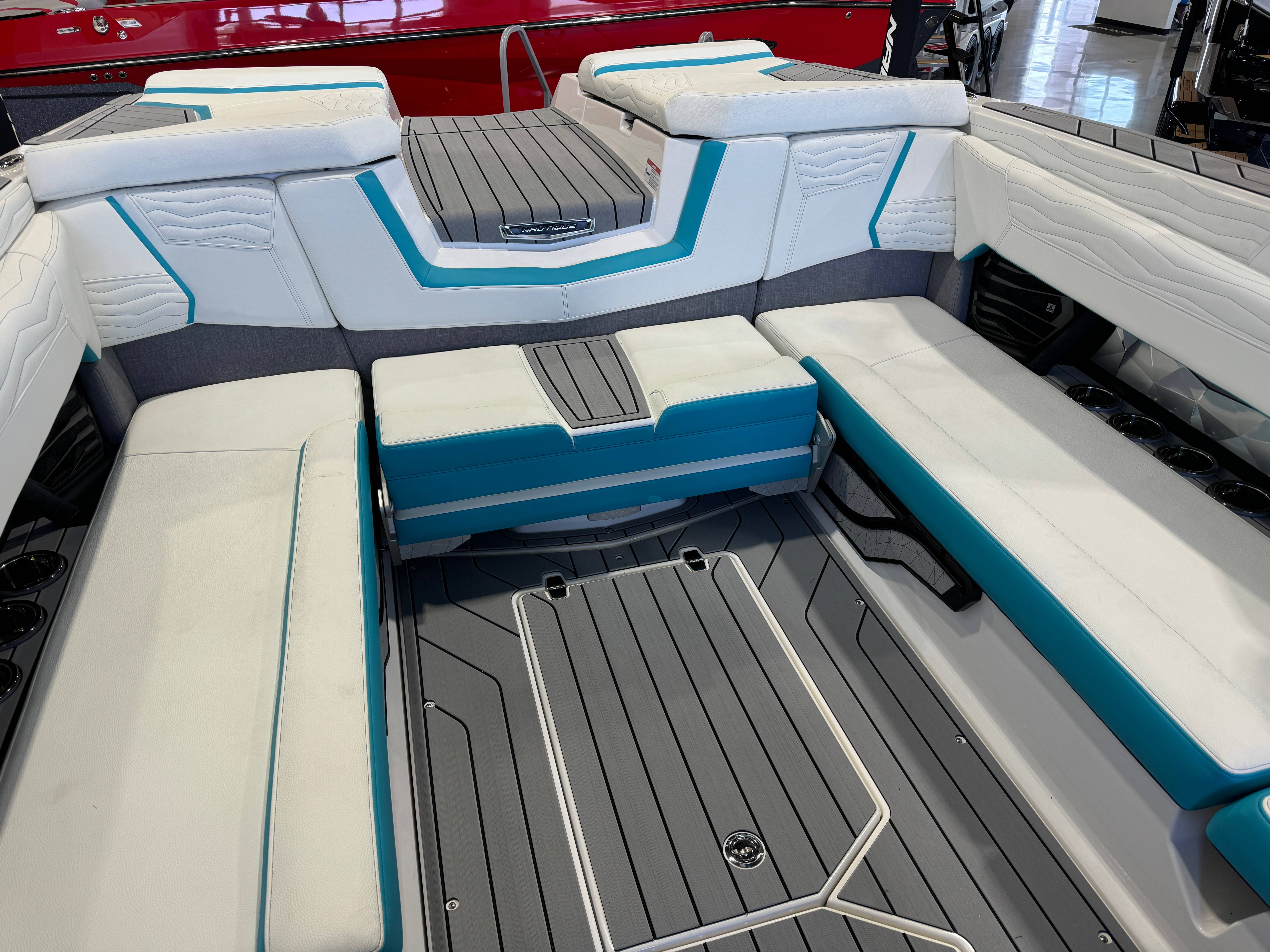 2025 Nautique G25