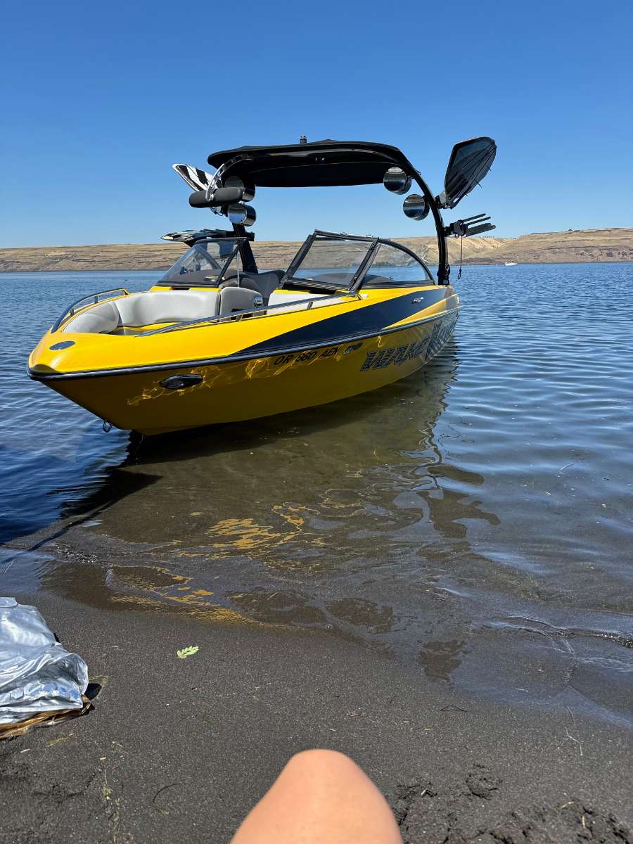 2008 Malibu Wakesetter VLX – Great Family Boat