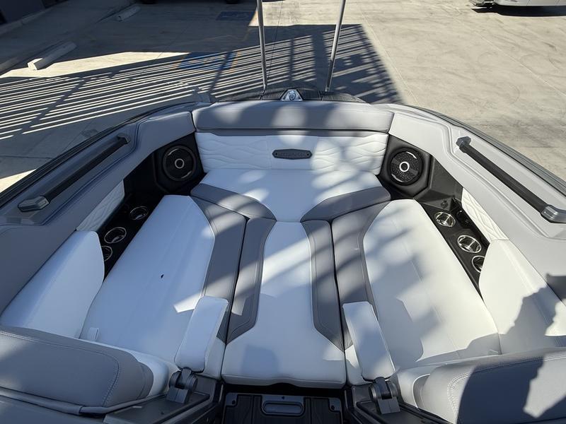 2025 Supra SA 575