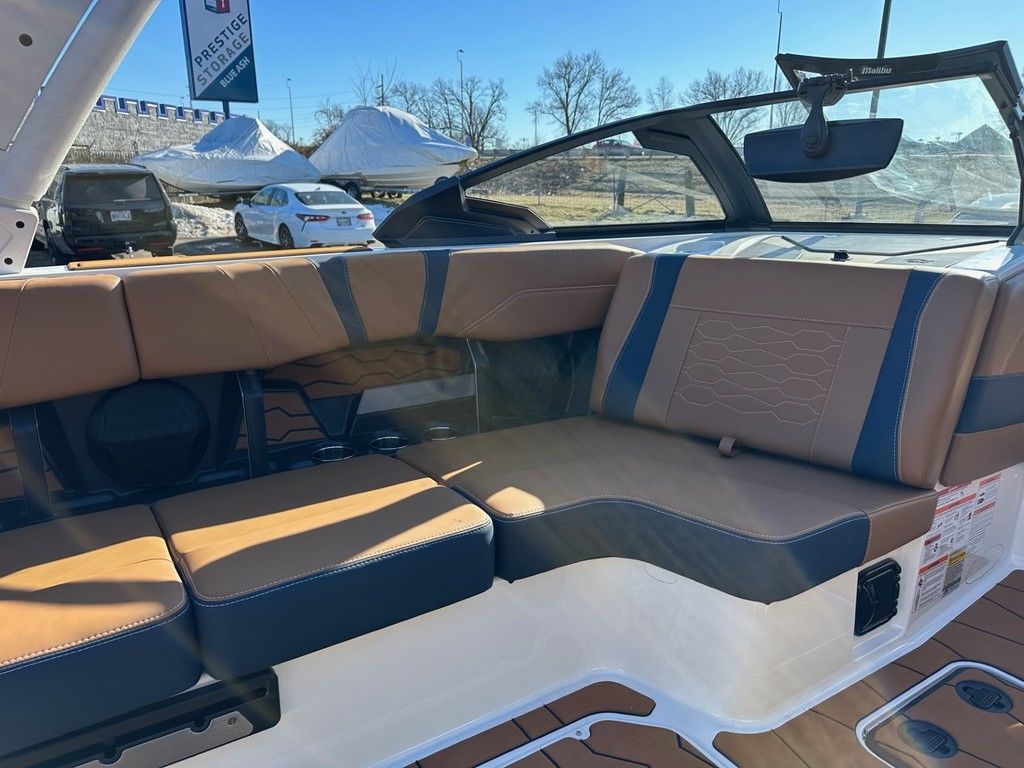 2025 Malibu Boats 23 MXZ